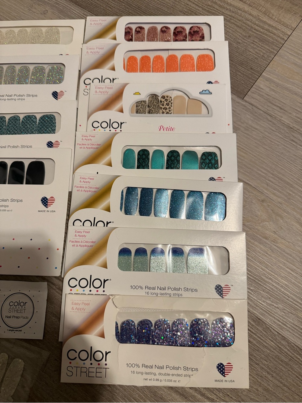 Color Street Nails - Picture 3 of 4